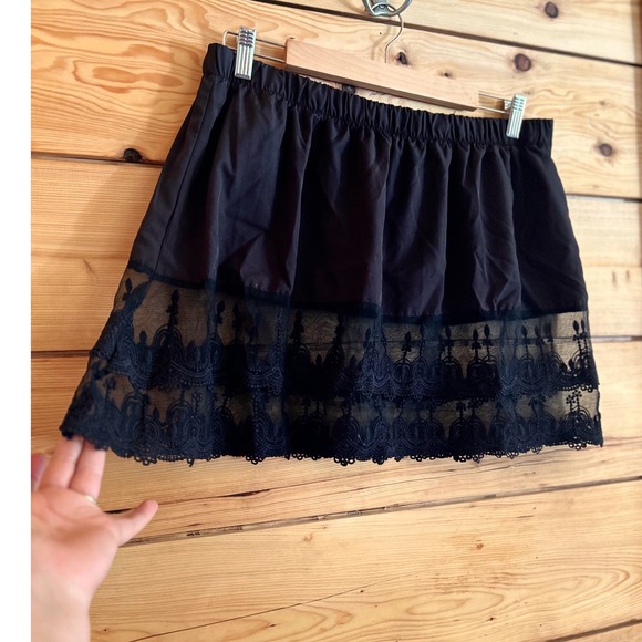 Dresses & Skirts - Vintage Black Slip Mini Skirt Womens Large Unconventional Lace Trim Dark Romanti